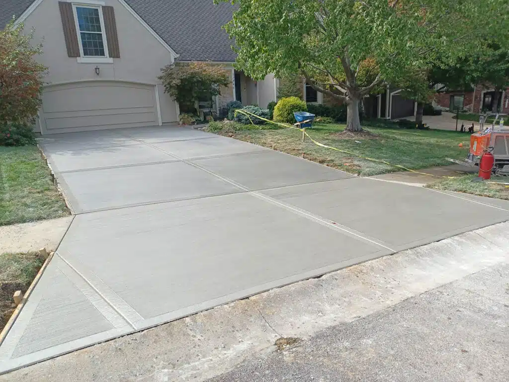 Completed concrete driveway by Hillstar Construction in Los Angeles